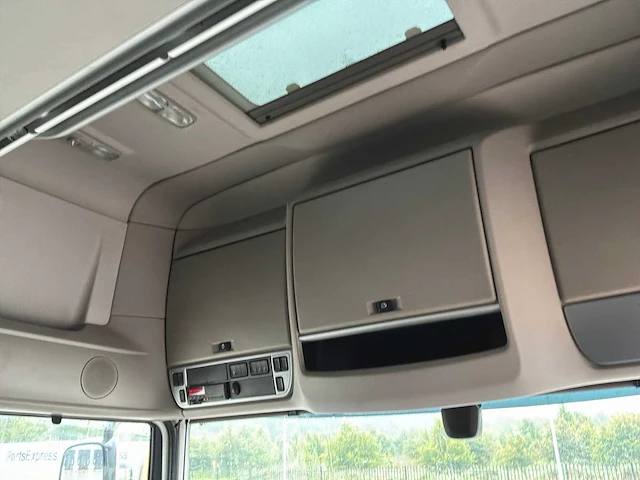 2019 daf xf vrachtwagen - afbeelding 18 van  34