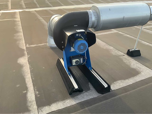 2019 demag / masévon - 4-delige afzuiginstallatie met hijsframe voorzien van 2 x demag dc com 5-500 kg kettingtakels - afbeelding 5 van  16