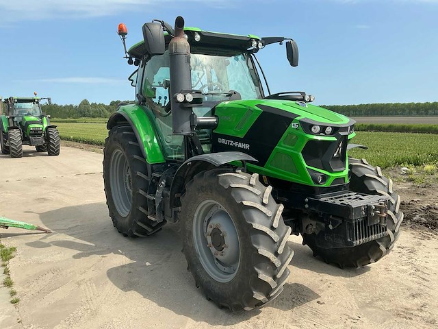 2019 deutz-fahr 6140 vierwielaangedreven landbouwtractor - afbeelding 55 van  58