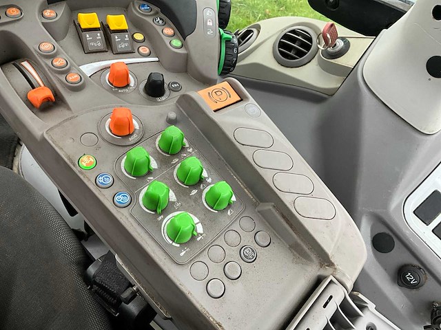 2019 deutz-fahr agrotron 6175.4 ttv vario vierwielaangedreven landbouwtractor - afbeelding 43 van  51