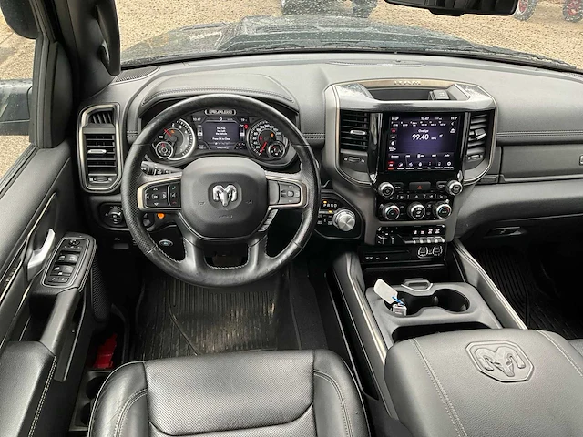 2019 dodge ram 1500 5.7 v8 4x4 cc rebel bedrijfswagen v-34-dfj - afbeelding 13 van  46