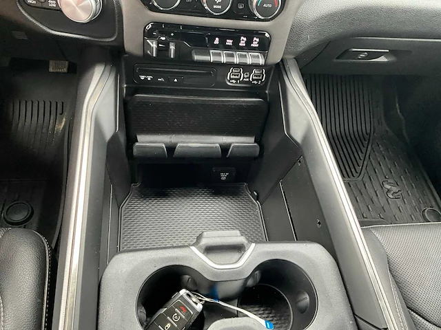 2019 dodge ram 1500 5.7 v8 4x4 cc rebel bedrijfswagen v-34-dfj - afbeelding 24 van  46