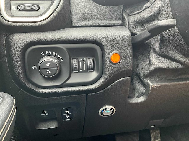 2019 dodge ram 1500 5.7 v8 4x4 cc rebel bedrijfswagen v-34-dfj - afbeelding 15 van  43