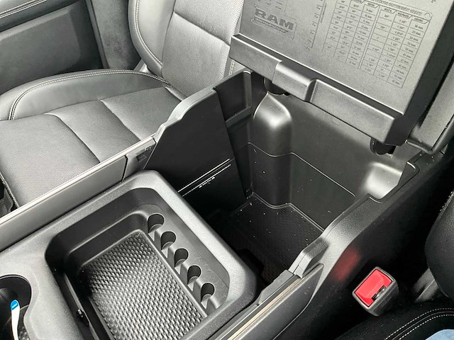 2019 dodge ram 1500 5.7 v8 4x4 cc rebel bedrijfswagen v-34-dfj - afbeelding 23 van  43