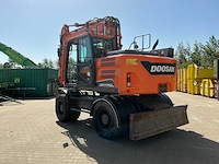 2019 doosan dx170w banden graafmachine - afbeelding 3 van  4