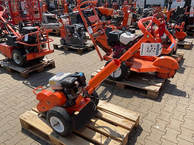 2019 dosko 200-orange-6h boomstronkhakselaar - afbeelding 1 van  5
