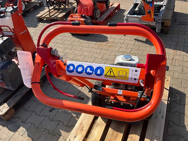 2019 dosko 200-orange-6h boomstronkhakselaar - afbeelding 9 van  13