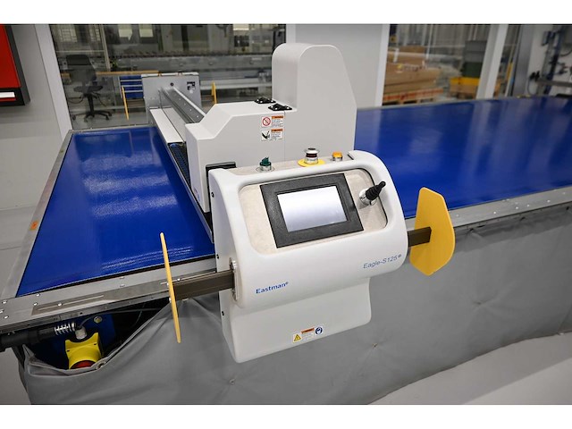 2019 eastman eagle c125-0198 foil plotter met eastman 3-roll exchange system (c) - afbeelding 16 van  20