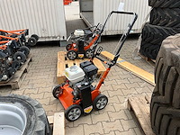 2019 eliet e401 vm verticuteermachine - afbeelding 1 van  10