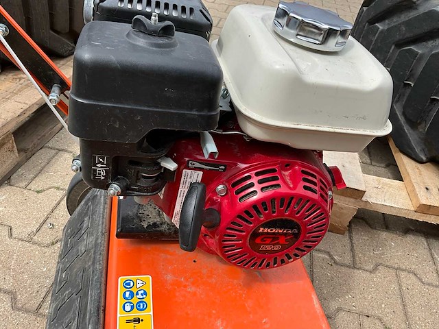 2019 eliet e401 vm verticuteermachine - afbeelding 8 van  10