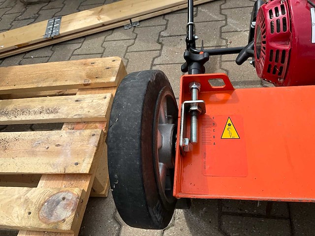 2019 eliet e401 vm verticuteermachine - afbeelding 10 van  10