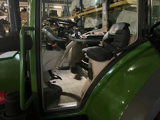 2019 fendt 716 vario “slechts 125 uur” vierwielaangedreven landbouwtractor - afbeelding 7 van  40