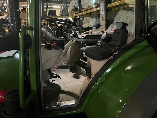 2019 fendt 716 vario vierwielaangedreven landbouwtractor “slechts 125 uur” - afbeelding 31 van  40