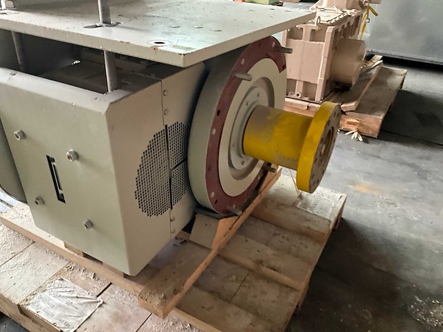 2019 flender h2sh7 tandwiel reductiekast - afbeelding 5 van  8