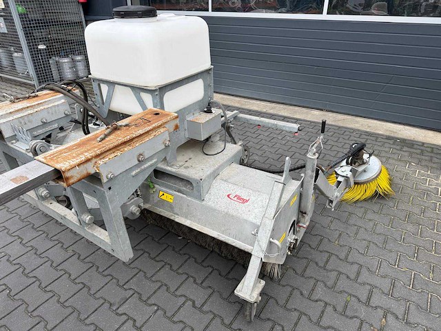 2019 fliegl veegmachine khe185/500 straatveegmachine - afbeelding 3 van  10