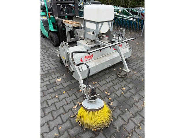 2019 fliegl veegmachine khe185/500 straatveegmachine - afbeelding 5 van  10