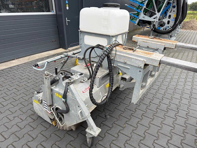 2019 fliegl veegmachine khe185/500 straatveegmachine - afbeelding 10 van  10