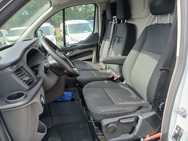 2019 ford transit custom 300 2.0 tdci l2h1 tr bedrijfswagen - afbeelding 18 van  19