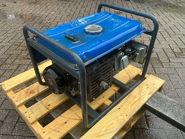 2019 geko 2801 e-a/shba benzine stroomaggregaat – 2,2 kva – 230v - afbeelding 1 van  8