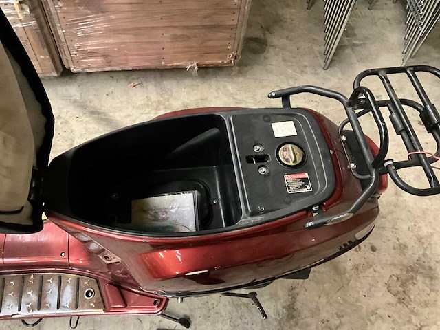 2019 gts bromscooter brommer - afbeelding 3 van  11