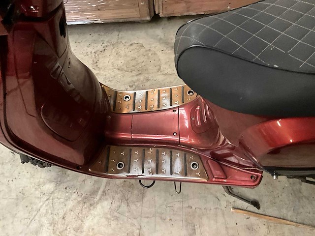 2019 gts bromscooter brommer - afbeelding 8 van  11