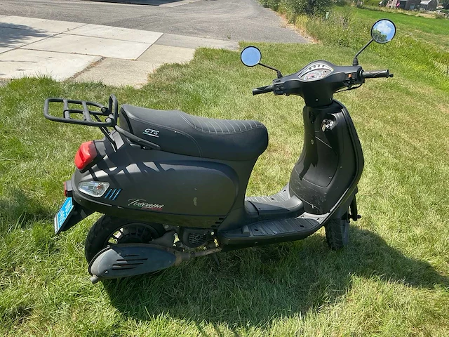 2019 gts snorscooter toscana pure scooter - afbeelding 12 van  15