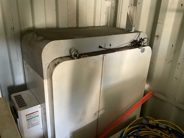 2019 gweike 3015 fiber lasersnijmachine met buislaser in 20ft zeecontainer - afbeelding 6 van  37