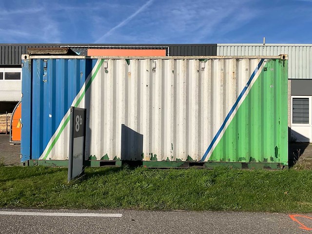 2019 gweike 3015 fiber lasersnijmachine met buislaser in 20ft zeecontainer - afbeelding 17 van  37