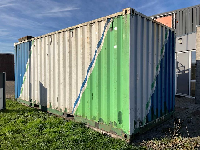 2019 gweike 3015 fiber lasersnijmachine met buislaser in 20ft zeecontainer - afbeelding 18 van  37