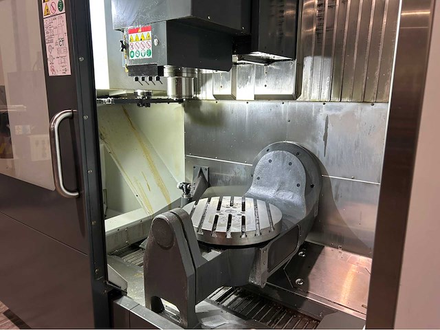2019 haas umc 750 cnc universeel machinecentrum - afbeelding 17 van  19