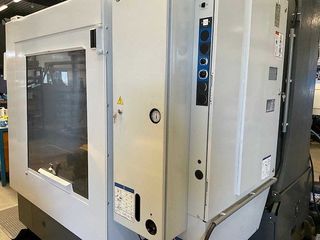 2019 haas vf-4-eu cnc verticale bewerkingscentra frees - afbeelding 13 van  22