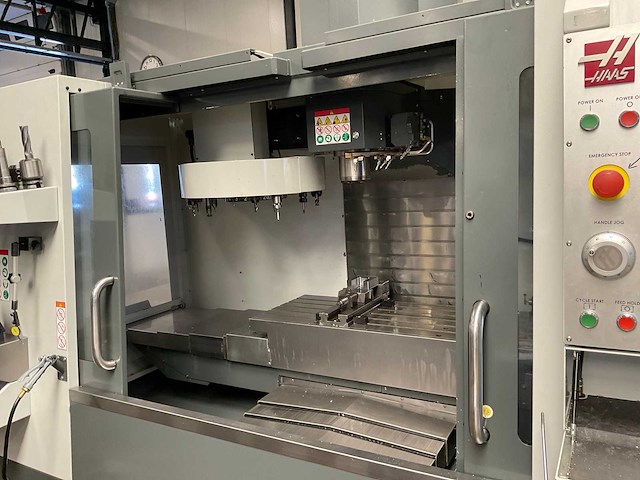 2019 haas vf-4-eu cnc verticale bewerkingscentra frees - afbeelding 18 van  22