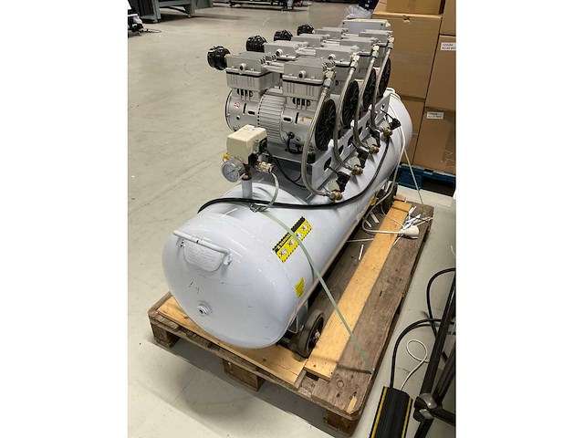 2019 hbm 200 zuigercompressor - afbeelding 12 van  12