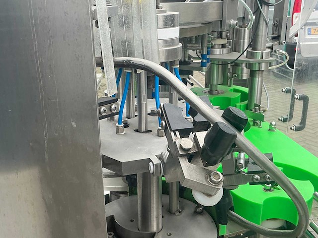 2019 hg machinery hg-1.0 volautomatische flessen vulmachine met etiketteer machine - afbeelding 21 van  52