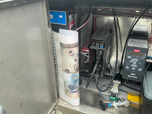 2019 hg machinery hg-1.0 volautomatische flessen vulmachine met etiketteer machine - afbeelding 37 van  52