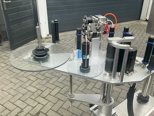 2019 hg machinery hg-1.0 volautomatische flessen vulmachine met etiketteer machine - afbeelding 45 van  52