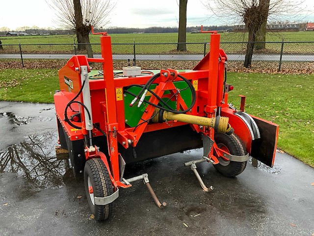 2019 holaras ur-135-db en um-150-f uienrooier & loofmaaier - afbeelding 6 van  24