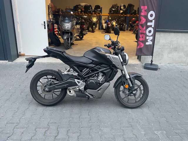 2019 honda - cb125 r - motorcycle - afbeelding 8 van  10