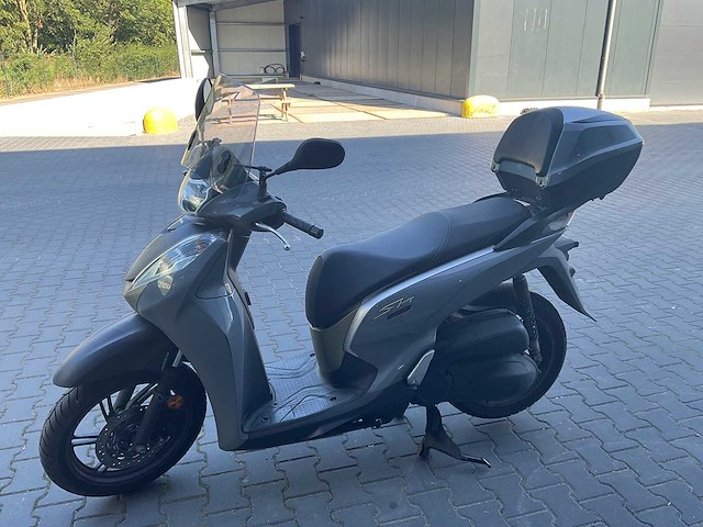2019 honda sh 300 - motorcycle - afbeelding 2 van  9