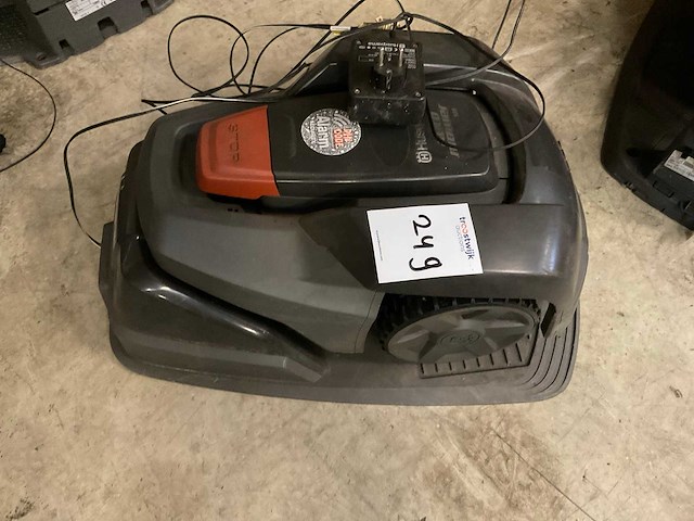 2019 husqvarna 105 robotmaaier - afbeelding 1 van  5