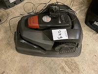 2019 husqvarna 105 robotmaaier - afbeelding 1 van  5