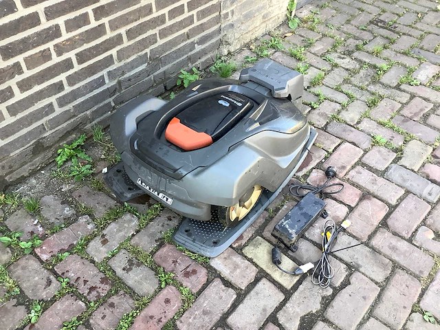 2019 husqvarna 450x robotmaaier - afbeelding 3 van  6