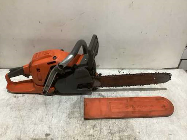 2019 husqvarna 555 kettingzaag - afbeelding 1 van  2