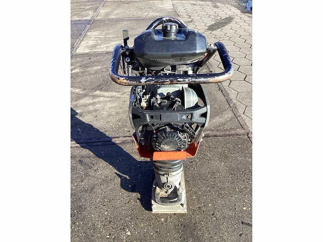 2019 husqvarna lt 6005 trilstamper - afbeelding 3 van  4