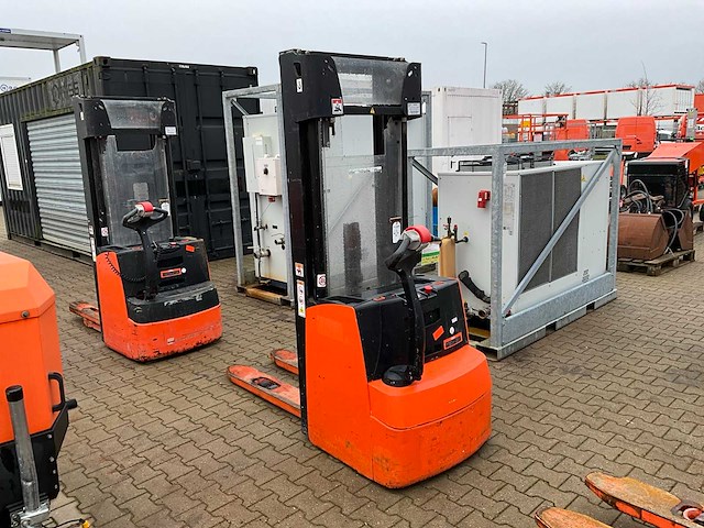 2019 hyster s1.4 elektrische stapelaar - afbeelding 8 van  15