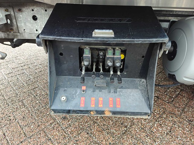 2019 iveco 70c18 - vrachtwagen - afbeelding 6 van  50