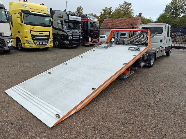 2019 iveco 70c18 - vrachtwagen - afbeelding 28 van  50