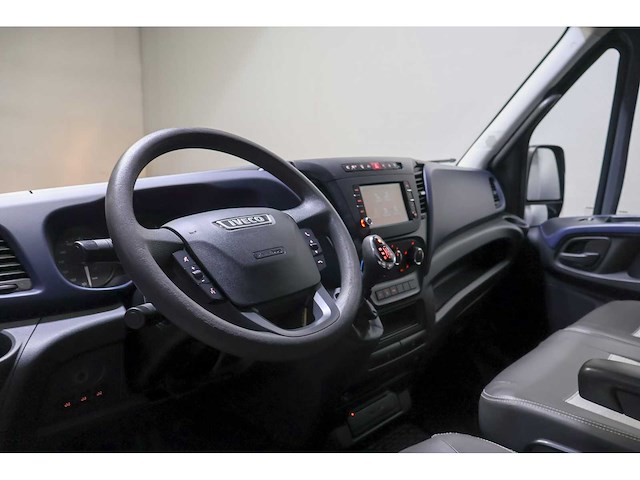 2019 iveco daily 35c18v 3.0 352 h1 bedrijfswagen (vzr-58-d) - afbeelding 14 van  34