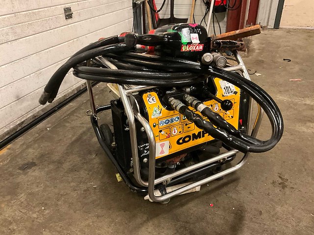 2019 jcb compact hydraulisch aggregaat met breekhamer - afbeelding 2 van  6