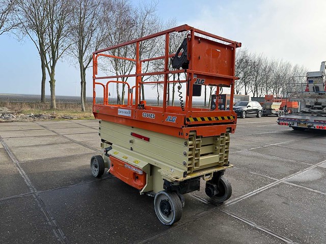 2019 jlg 3246 es schaarhoogwerker - afbeelding 22 van  22